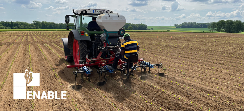 Traktor on a field